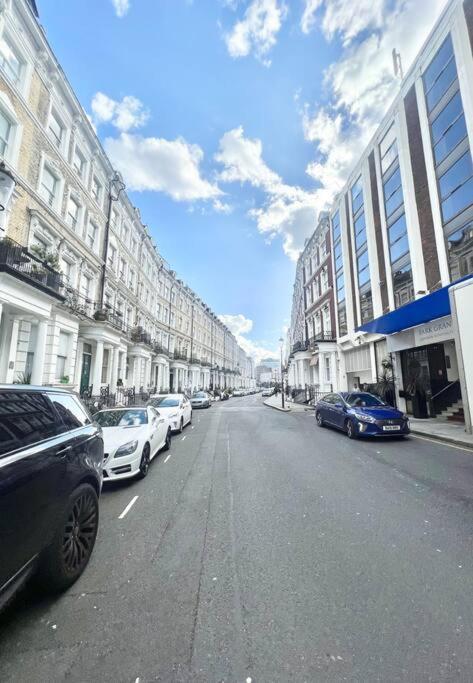 Luxstay2 Earls Court Apartment - Sleeps Up To 8 Лондон Екстериор снимка